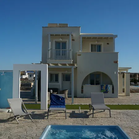 Pyrgaki Sun & Moon Luxury Hotel