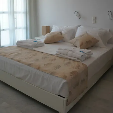 Pyrgaki Sun & Moon Luxury Hotel 3*