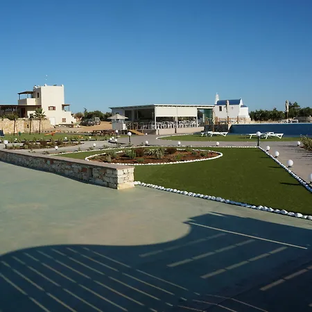 Pyrgaki Sun & Moon Luxury Hotel
