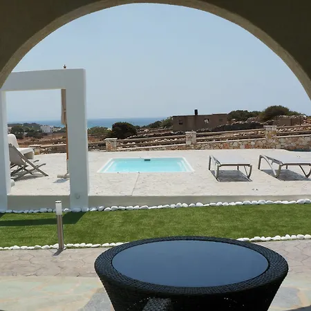 Pyrgaki Sun & Moon Luxury Hotel